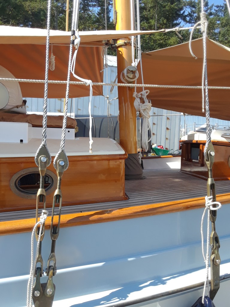 Splicing Wire Standing Rigging in British Columbia | Far Reach Voyages